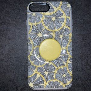 iPhone 8 Plus otter box with popsocket